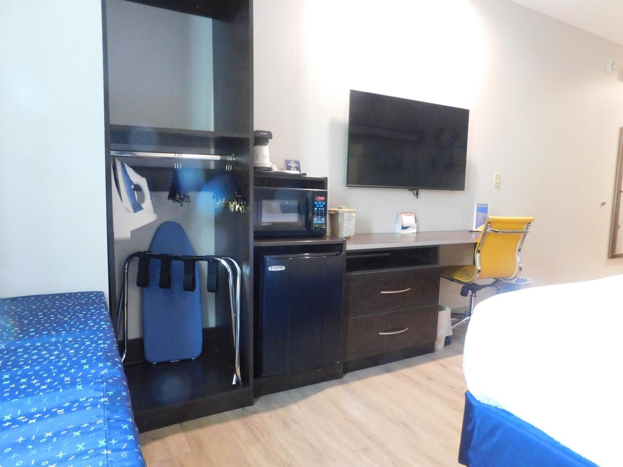 Microtel & By Wyndham Wheeling At The Highlands Hotel Triadelphia