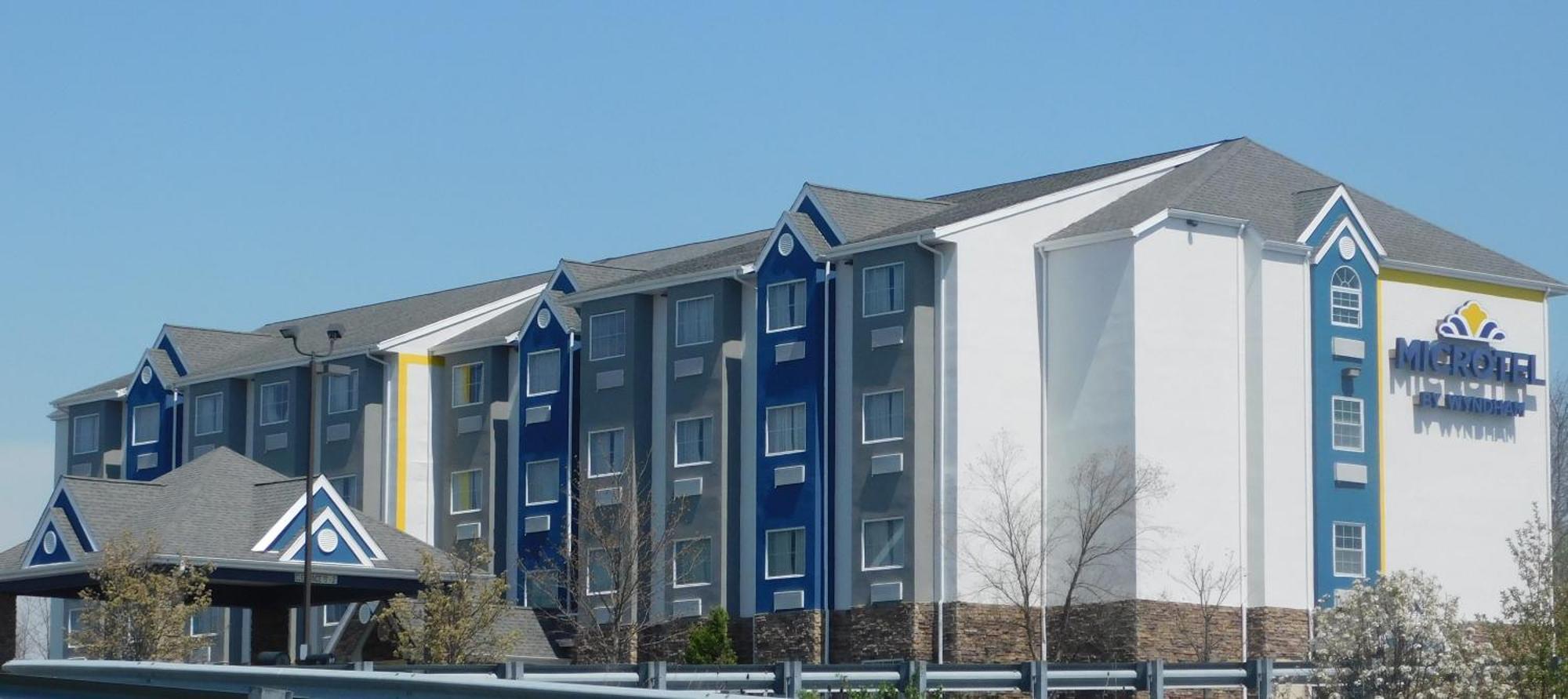 Microtel & By Wyndham Wheeling At The Highlands Hotel Triadelphia