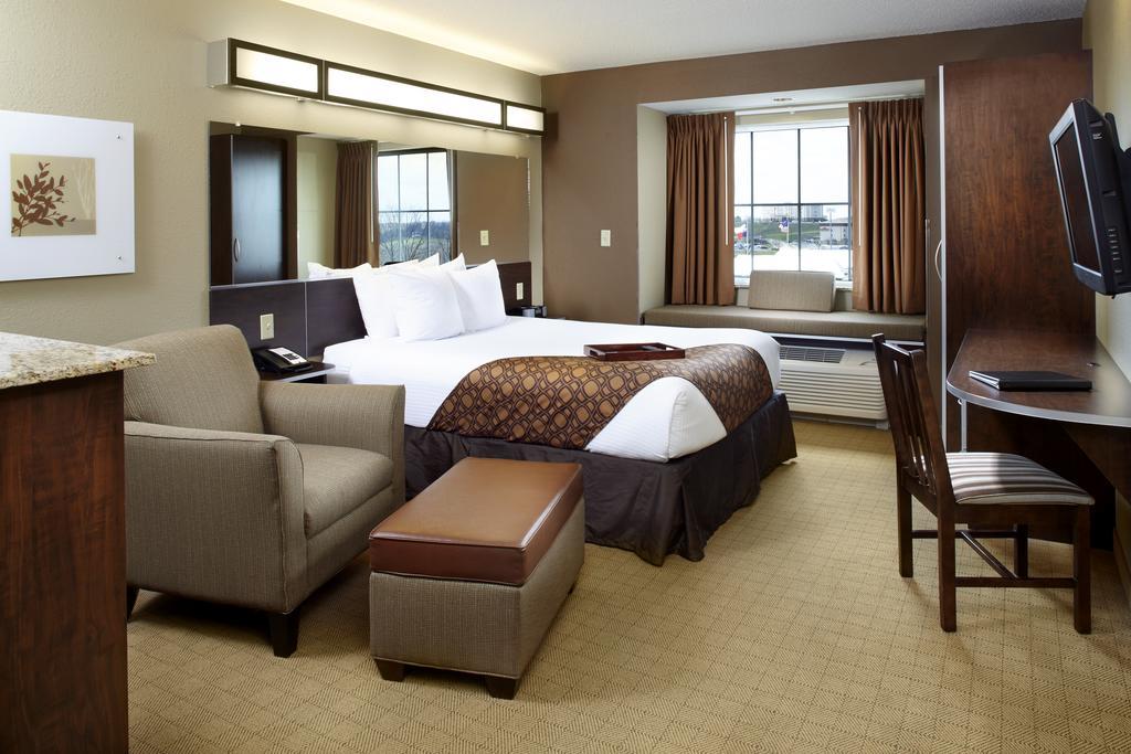 Microtel & By Wyndham Wheeling At The Highlands 2*