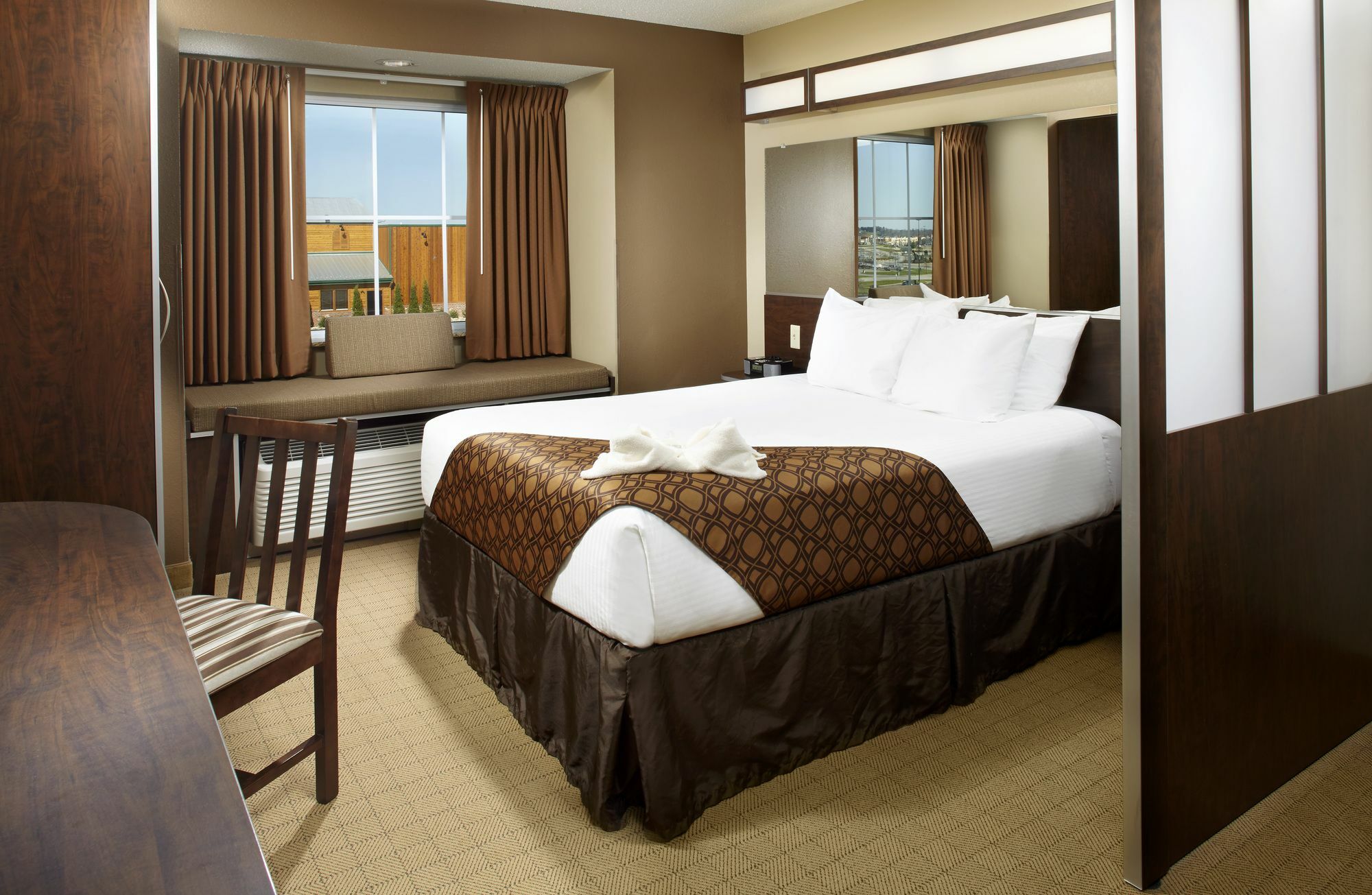 Microtel & By Wyndham Wheeling At The Highlands 2*