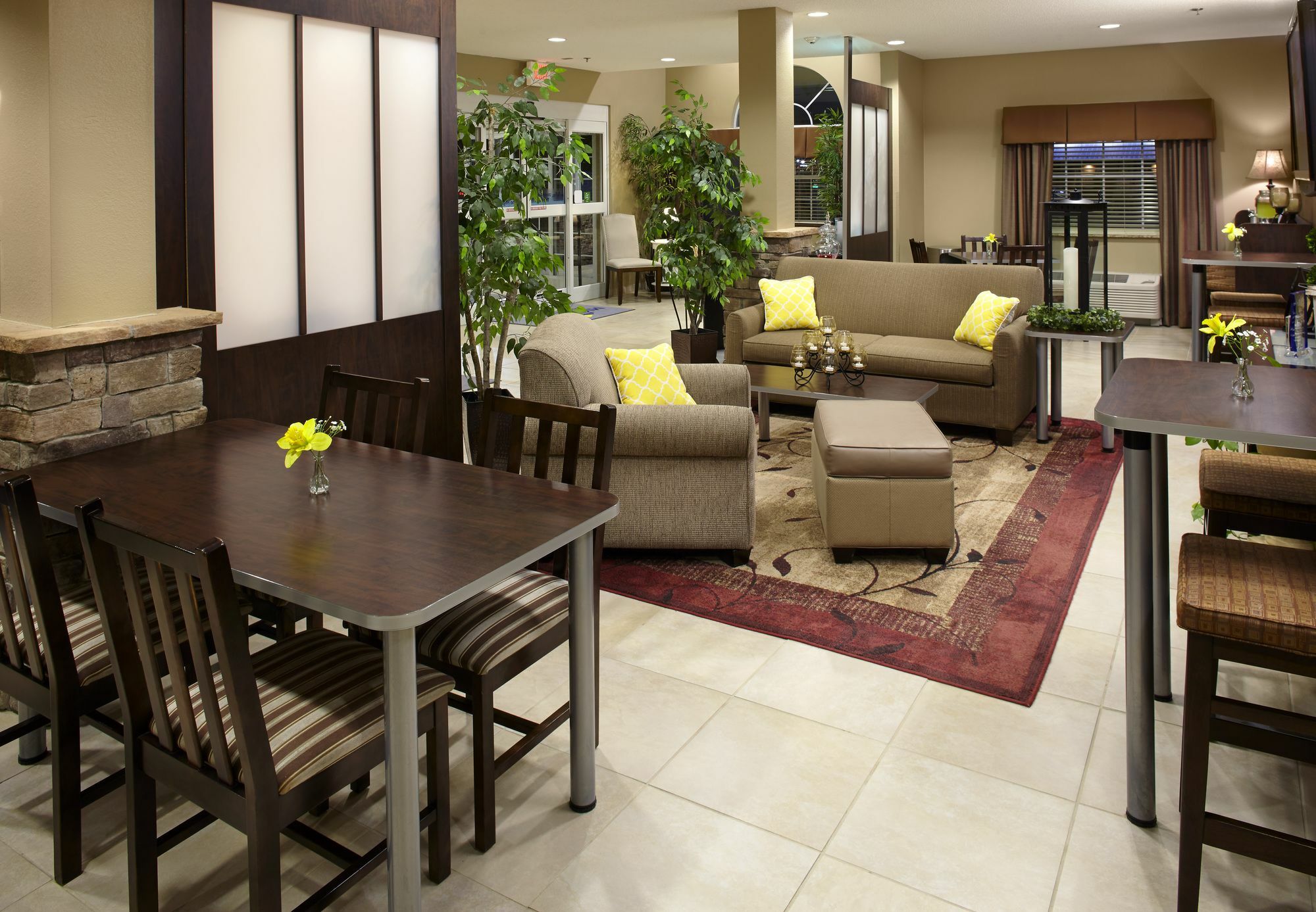Hotel Microtel & By Wyndham Wheeling At The Highlands